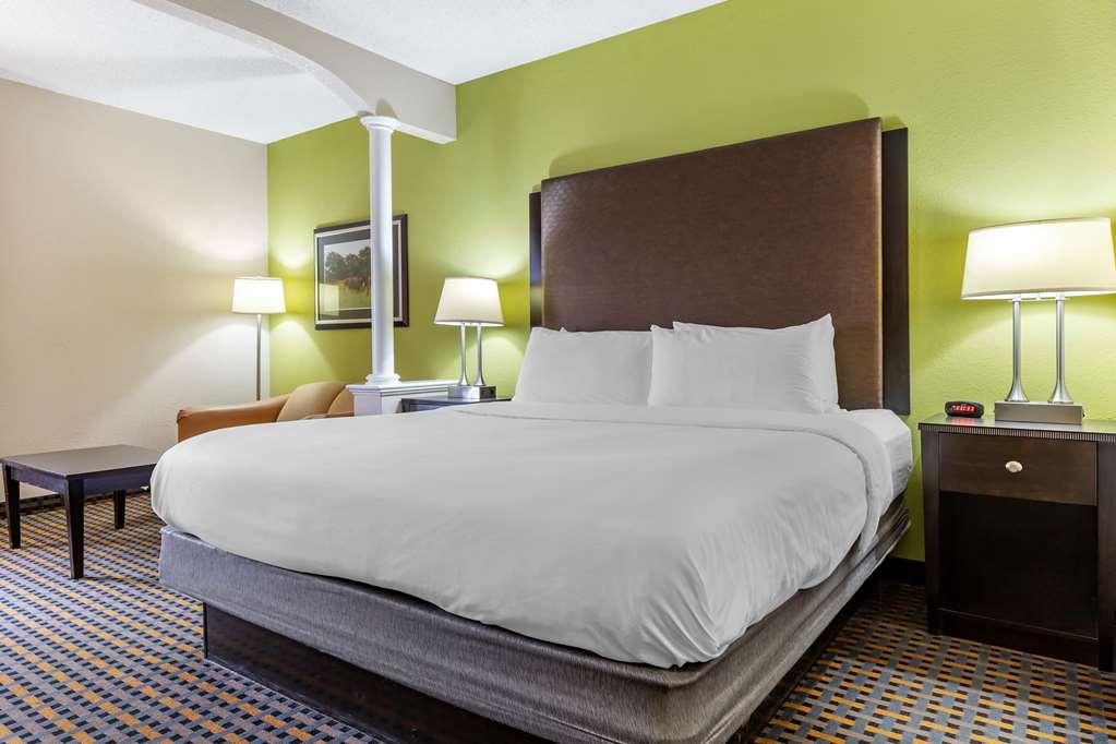 Comfort Inn & Suites Asheboro East Room photo