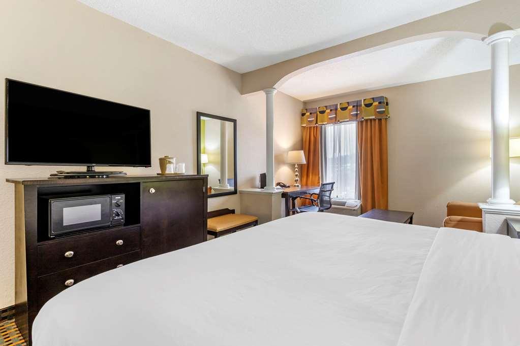 Comfort Inn & Suites Asheboro East Room photo