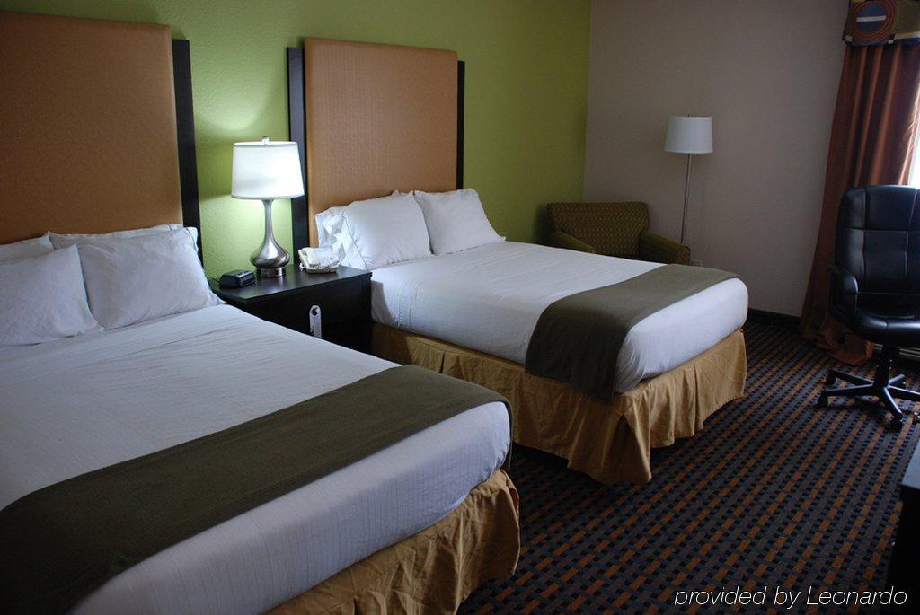Comfort Inn & Suites Asheboro East Exterior photo