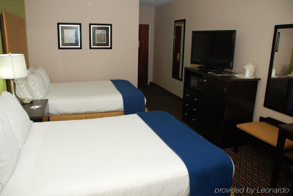 Comfort Inn & Suites Asheboro East Exterior photo